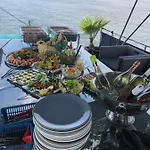 보트호텔 Hausboot Deluxe 베를린