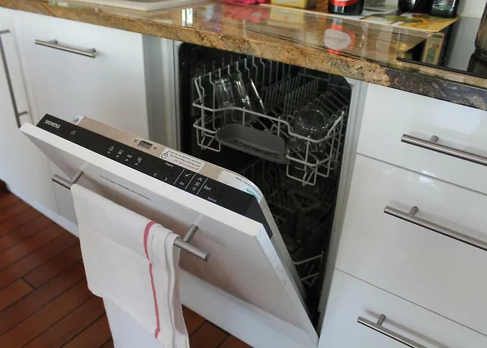 Hausboot Deluxe Botel *