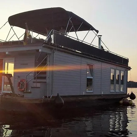 Hausboot Deluxe