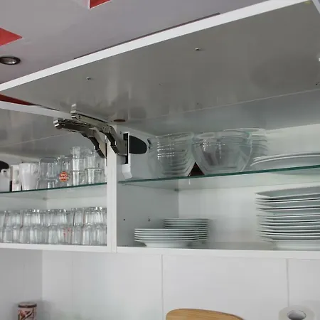 Tekne Hausboot Deluxe