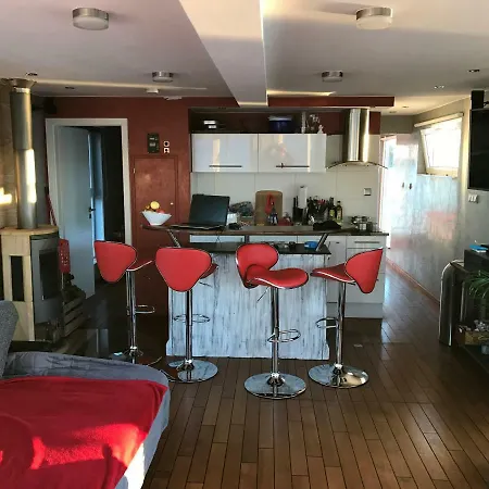 Tekne Hausboot Deluxe Berlin